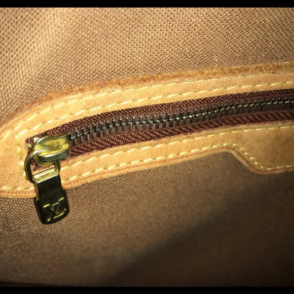 Louis Vuitton ALMA - Picture 7 of 13